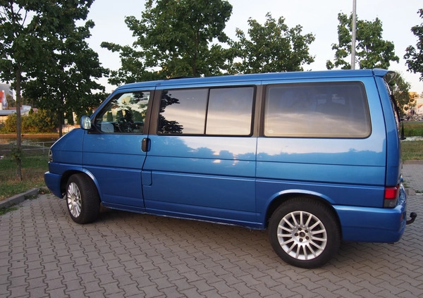 Volkswagen Multivan cena 65000 przebieg: 237000, rok produkcji 2003 z Bydgoszcz małe 436